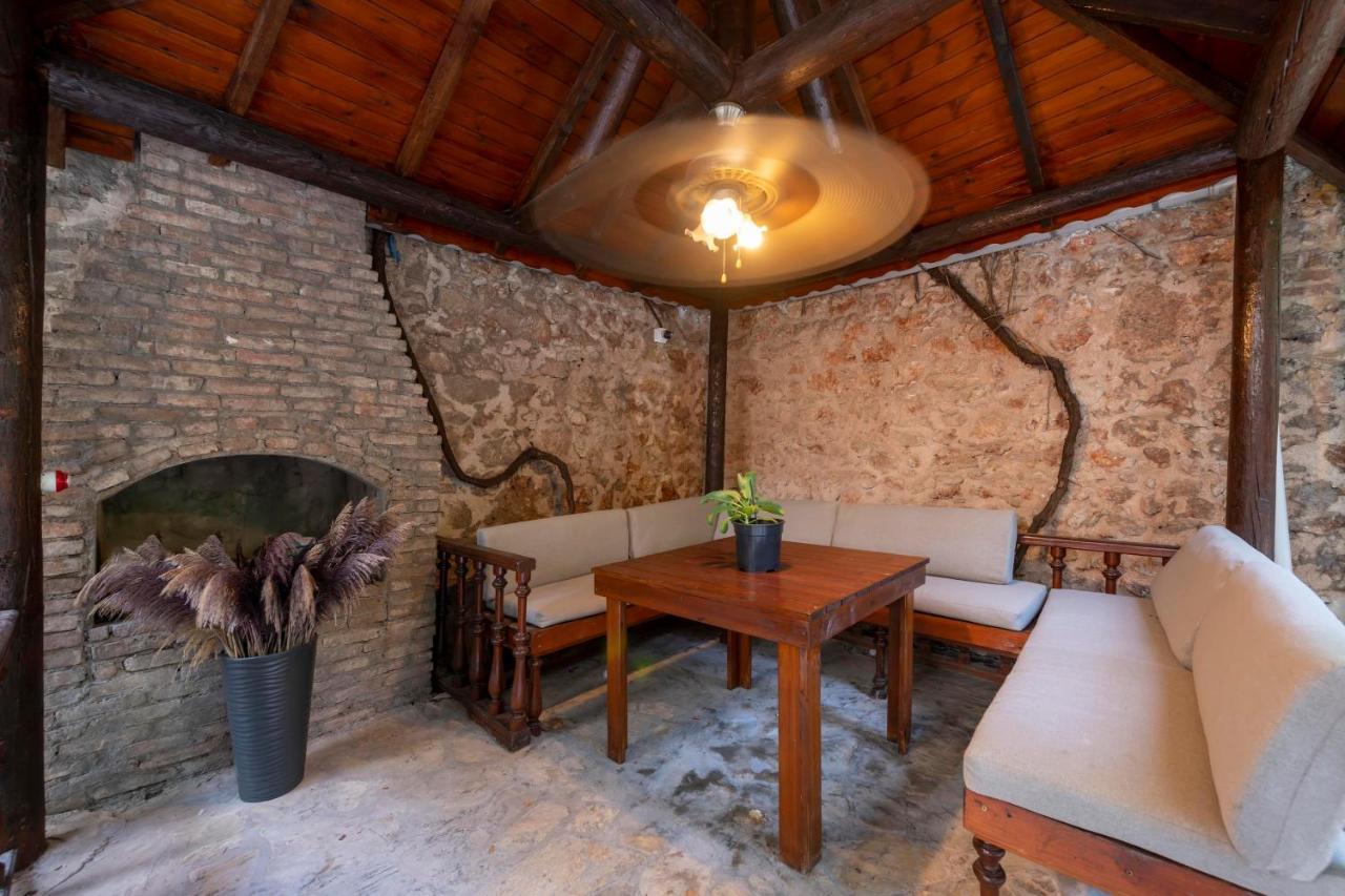 Готель Casa Maria